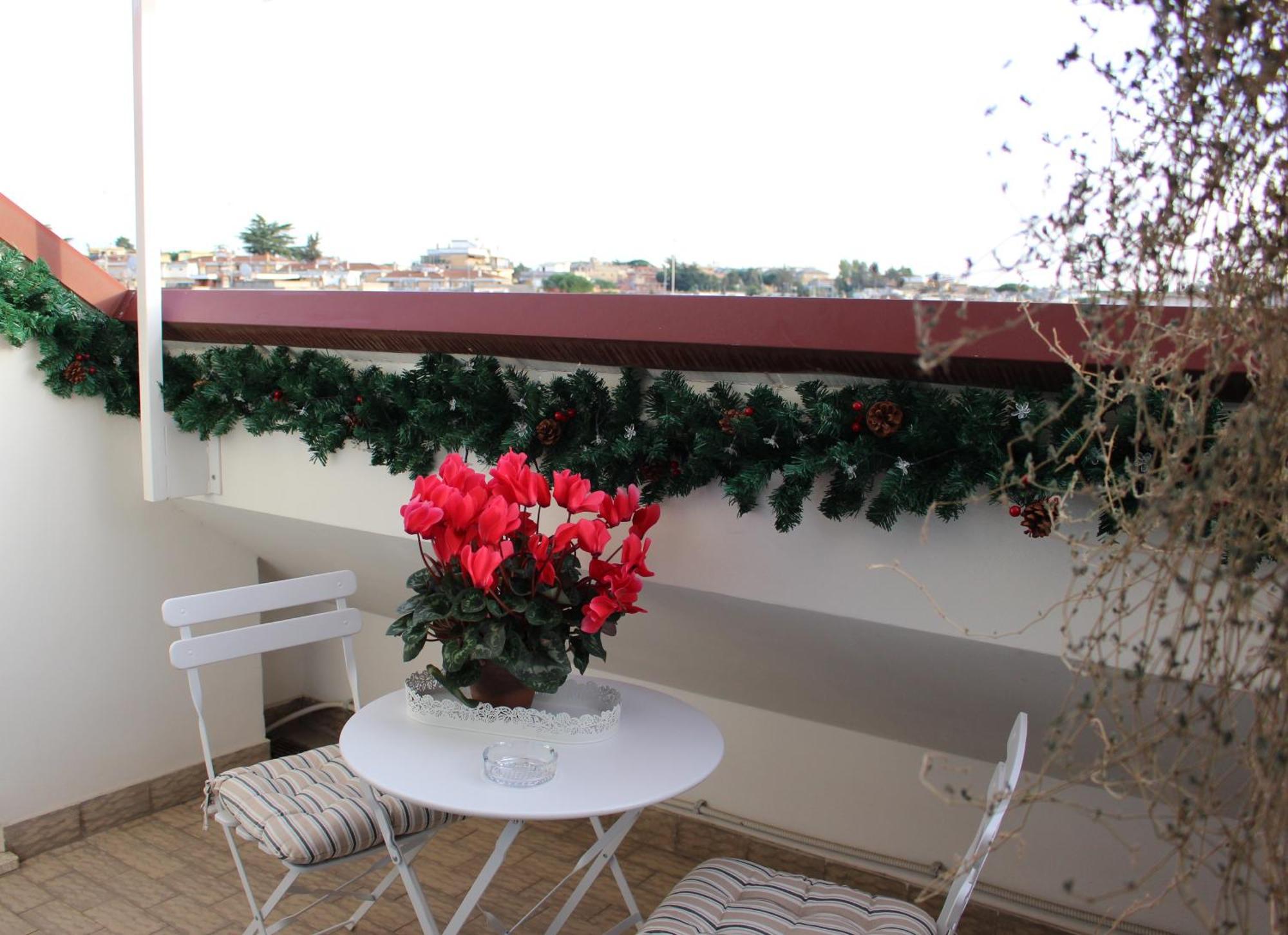 New Hill Apartment *